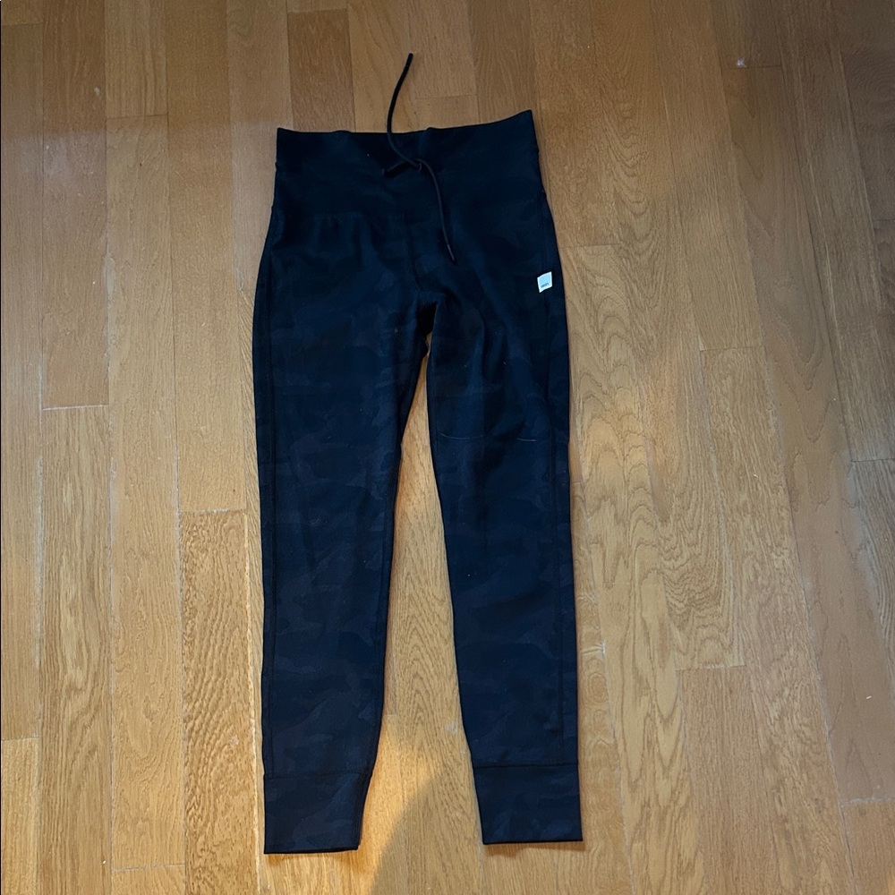 Vuori Camo Legging Jogger Athletic Pants